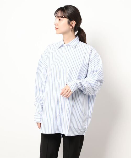 THISIS（ディスイズ）の「ビッグシルエット ブロードレギュラカラー シャツ レディース（シャツ/ブラウス・レディース・ホワイト/ブラック/グレイッシュベージュ/グリーン/サックスブルー/イエロー/ラベンダー/ブルー/ホワイト系その他/グリーン系その他/ブラック系その他・LARGE/X-LARGE/MEDIUM）」の3枚目の写真