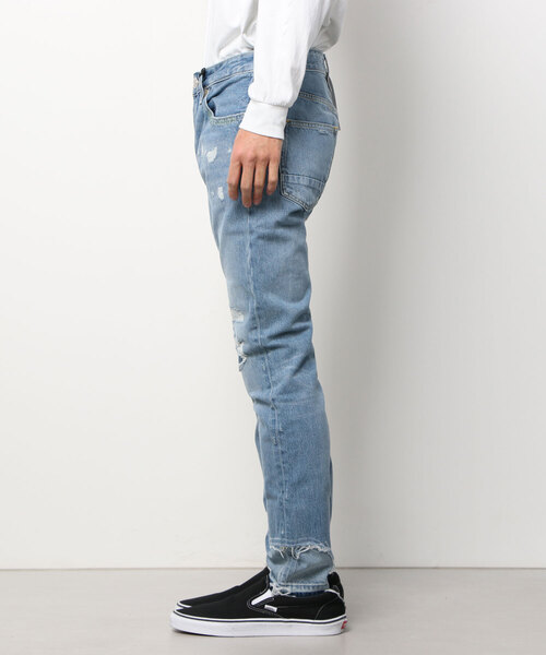 SCOTCH&SODA（スコッチアンドソーダ）の「レギュラースリムダメージデニム / Ralston -  Shake and Roll 【164367】（デニムパンツ・メンズ・インディゴブルー・29inch/33inch/32inch/30inch/31inch）」の2枚目の写真