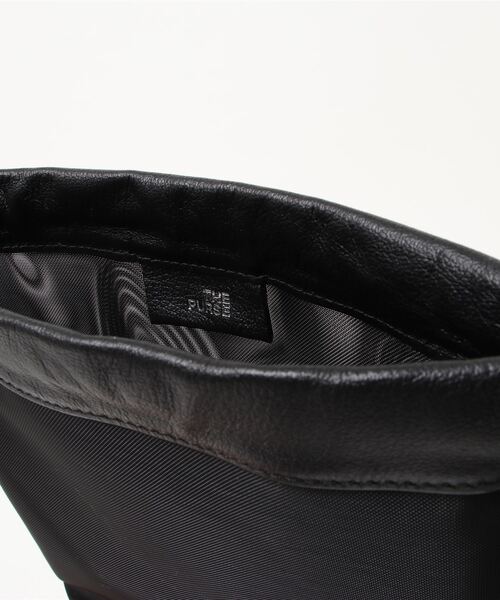 THE PURSE(ザパース )の「【THE PURSE / ザ・パース】tule drawstring bag(チュールドローストリングバッグ)(ショルダーバッグ・メンズ・ブラック/シルバー・FREE)」の5枚目の写真