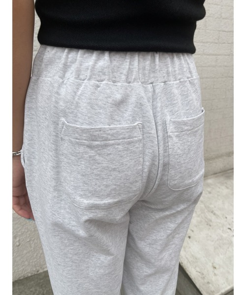 EGOIST(エゴイスト)の「レースUP風ジョガーパンツ(スウェットパンツ・レディース・ブラック/ライトグレー・FREE)」の17枚目の写真