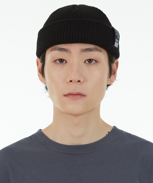 LMCの「【LMC】LABEL SHORT BEANIE / エルエムシー レーベル タグ ショートビーニー（ニットキャップ/ビーニー・メンズ・ネイビー/グレー/ピンク/ブラック・FREE）」の5枚目の写真