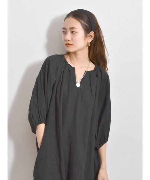 Ungrid（アングリッド）の「パフスリーブボリュームミニワンピース（ワンピース・レディース・アイボリー/ブラック/ベージュ・FREE）」の16枚目の写真