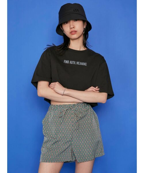 EMODA(エモダ)の「コンパクトロゴバケットハット(ハット・レディース・ホワイト/ブラック・FREE)」の8枚目の写真