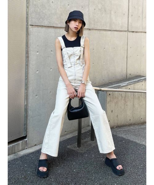 EMODA(エモダ)の「コンパクトロゴバケットハット(ハット・レディース・ホワイト/ブラック・FREE)」の16枚目の写真