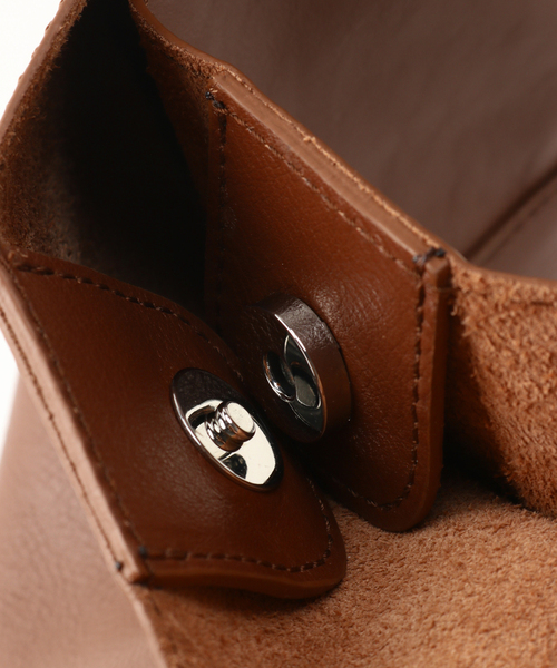 JOURNAL STANDARD LUXE(ジャーナルスタンダード ラックス)の「【BRIDAS /ブリダス】ONE HANDLE TOTE (NAPA)(ショルダーバッグ・レディース・キャメル・FREE)」の8枚目の写真