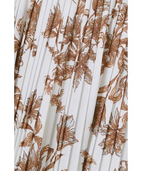 SNIDEL(スナイデル)の「プリントプリーツワンピース(ワンピース・レディース・ピンクベージュ/ネイビー/ブラウン・2/00/1/0)」の12枚目の写真