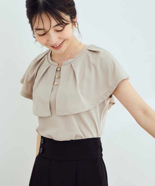 VIS(ビス)の「【EASY CARE・吸水速乾】デザインカラーカットソーブラウス(Tシャツ/カットソー・レディース・ブラック/ベージュ/ピンク・FREE)」の1枚目の写真