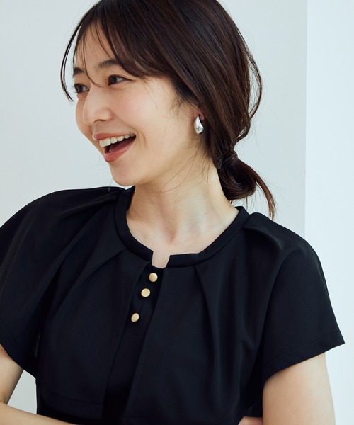 VIS(ビス)の「【EASY CARE・吸水速乾】デザインカラーカットソーブラウス(Tシャツ/カットソー・レディース・ブラック/ベージュ/ピンク・FREE)」の13枚目の写真