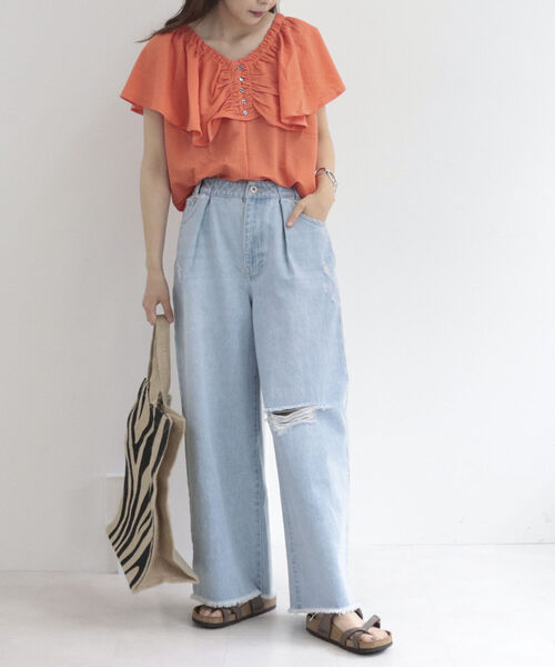 fredy repit（フレディレピ）の「ダメージ加工デニムパンツ（デニムパンツ・レディース・ライトブルー/ブルー・38/36）」の3枚目の写真