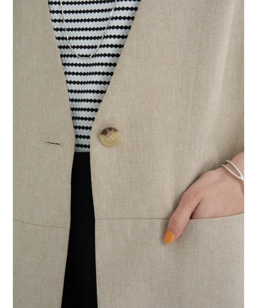 earth music&ecology（アースミュージックアンドエコロジー）の「麻調合繊ノーカラージレ（ベスト・レディース・ベージュ/ダークブラウン・FREE）」の20枚目の写真