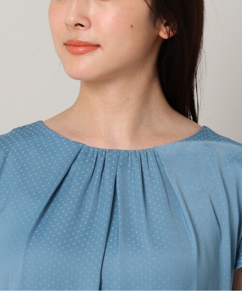 UNTITLED（アンタイトル）の「◆【セットでも単品でも】ドット柄 半袖ブラウス＜洗える／SETUP／通勤＞（シャツ/ブラウス・レディース・ベージュ系その他4/ブルー系/ネイビー系・00/02/04/44/48）」の4枚目の写真