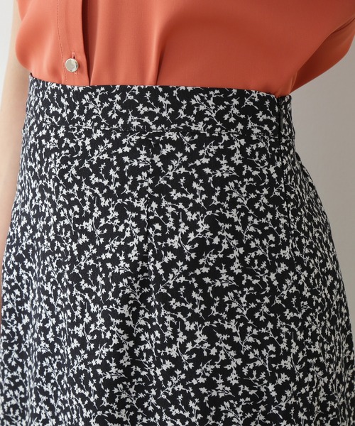 N.（N. Natural Beauty Basic）（エヌエヌナチュラルビューティーベーシック）の「◆ゴアードプリントマーメイドスカート（スカート・レディース・ブラック/クリーム・MEDIUM）」の10枚目の写真