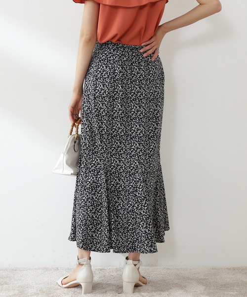N.（N. Natural Beauty Basic）（エヌエヌナチュラルビューティーベーシック）の「◆ゴアードプリントマーメイドスカート（スカート・レディース・ブラック/クリーム・MEDIUM）」の5枚目の写真