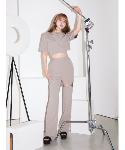 Darich(ダーリッチ)の「ポイントデザインストレートパンツ(その他パンツ・レディース・アイボリー/グレー/ピンク・FREE)」の17枚目の写真