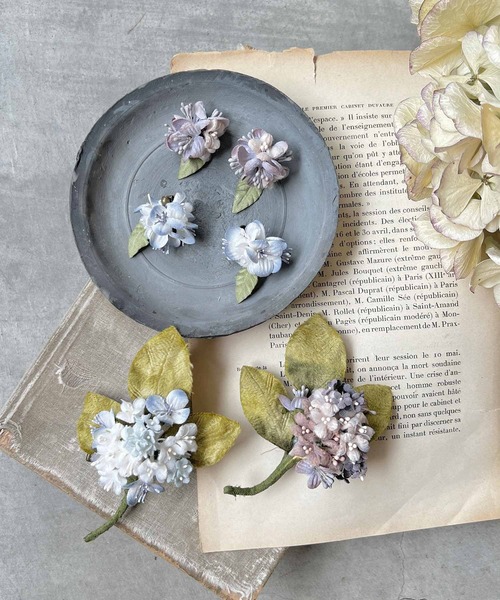 m.soeur（エムスール）の「丸いアジサイのイヤリング＊（イヤリング・レディース・パープル/ブルー・FREE）」の11枚目の写真