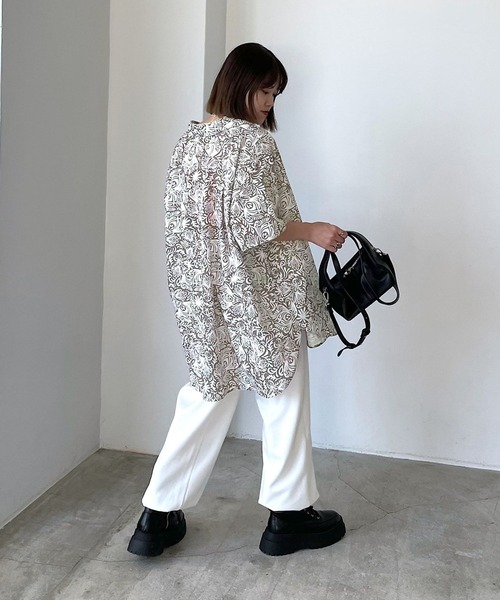PAGEBOY(ページボーイ)の「エスニックフラワーシャツ(シャツ/ブラウス・レディース・オフホワイト/ブラウン系その他・FREE)」の8枚目の写真
