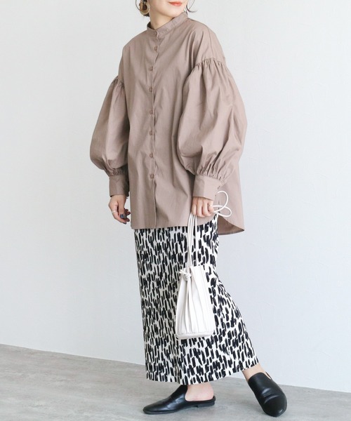 reca(レカ)の「ボリュームスリーブブラウス(シャツ/ブラウス・レディース・ホワイト/ブラック/オレンジ系その他/グレイッシュベージュ/ライトグレー/スカイブルー・M)」の12枚目の写真