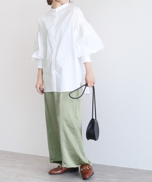 reca(レカ)の「ボリュームスリーブブラウス(シャツ/ブラウス・レディース・ホワイト/ブラック/オレンジ系その他/グレイッシュベージュ/ライトグレー/スカイブルー・M)」の9枚目の写真