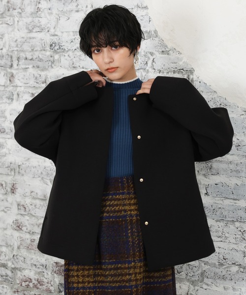 LOUISE ODIER(ルイーズオディール)の「ダンボールノーカラージャケット(ノーカラージャケット・レディース・グレー/ブラック/グレイッシュベージュ/モカ・LARGE/MEDIUM)」の2枚目の写真