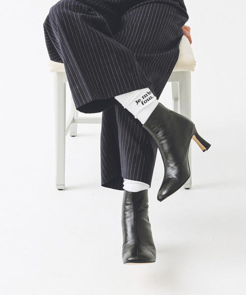JANE SMITH / JOHN SMITH(ジェーンスミスジョンスミス)の「【JANE SMITH/ジェーンスミス】ROUND TOE SHORT BOOTS:ショートブーツ(ブーツ・レディース・キャメル/ブラック・37/36/38.5)」の2枚目の写真