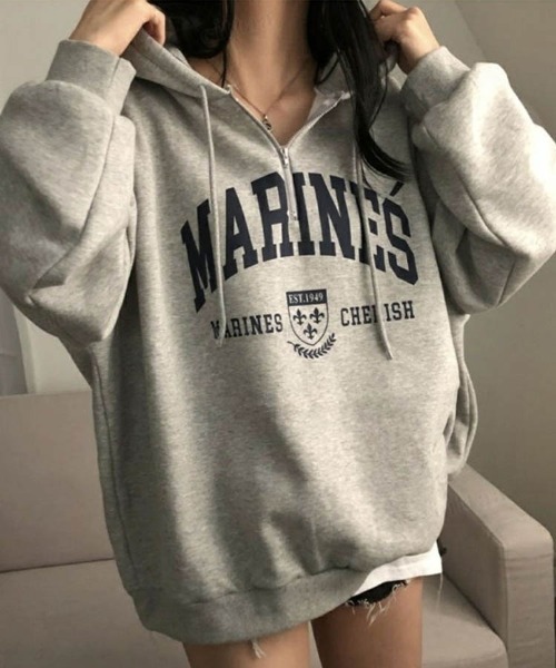 Dalfwin（ダールフィン）の「韓国ファッションMARINESロゴハーフジップ長袖オーバーサイズパーカー（パーカー・レディース・ブラック/グレー/ホワイト系その他/ホワイト系その他2/ブラック系その他/グレー系その他・ONE SIZE/FREE）」の6枚目の写真