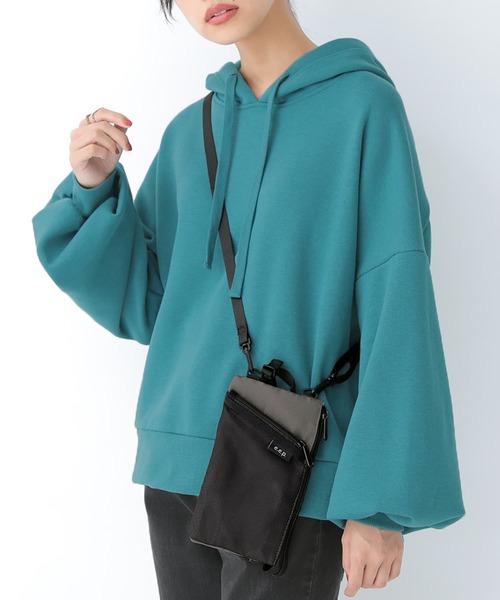 osharewalker（オシャレウォーカー）の「『スマートマルチ3wayショルダーバッグ』（ショルダーバッグ・レディース・ブラック/カーキ/チャコール/ベージュ・FREE）」の3枚目の写真