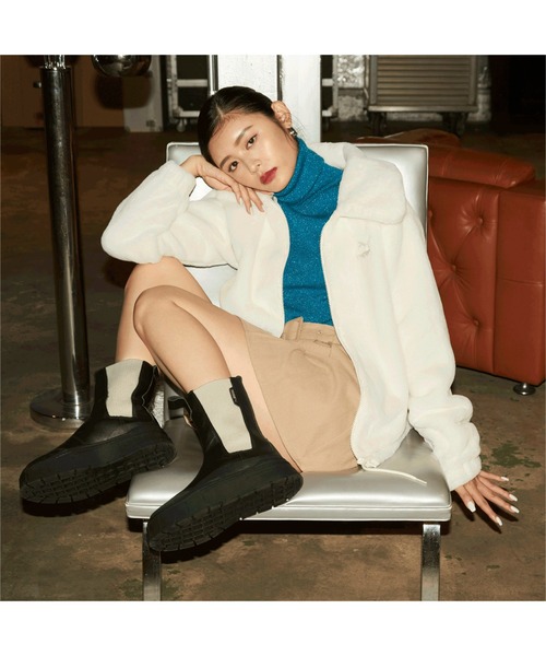 PUMA（プーマ）の「PUMA プーマ ウィメンズ メイズ スタック チェルシー ブーツ（ブーツ・レディース・ブラック/ブラック系その他/サンドベージュ/グレー系その他・23.5cm/24.5cm/25.5cm/23.0cm/26.0cm/22.0cm/24.0cm/22.5cm/25.0cm）」の17枚目の写真