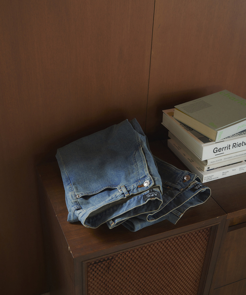 A.P.C. EDIFICE 別注 NEW TAILLE HAUTE BLACK A.P.C. / アーペーセー】別注 NEW TAILLE HAUTE ブラックデニム