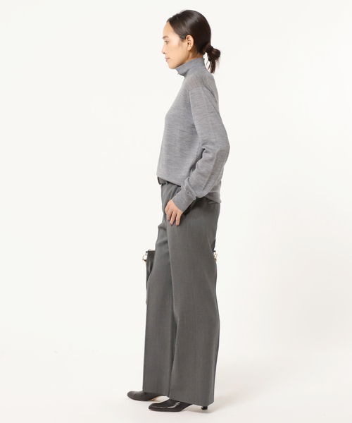 AP STUDIO（エーピーストゥディオ）の「バスターハイネックプルオーバーニット（ニット/セーター・レディース・ベージュ/チャコールグレー・FREE）」の13枚目の写真