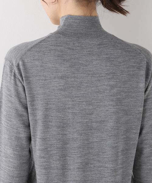 AP STUDIO（エーピーストゥディオ）の「バスターハイネックプルオーバーニット（ニット/セーター・レディース・ベージュ/チャコールグレー・FREE）」の16枚目の写真