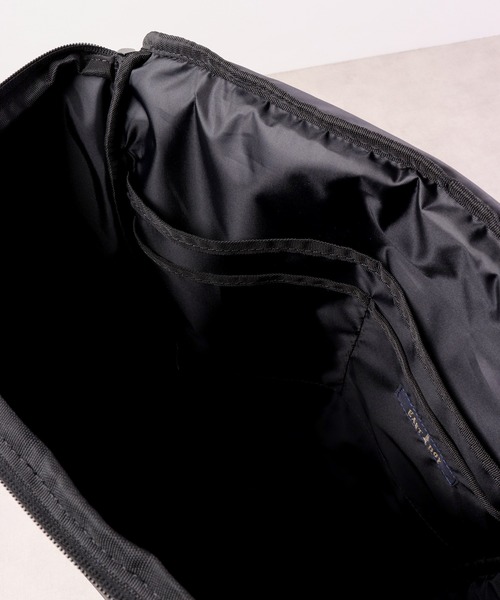 FUNALIVE(ファンアライブ)の「EASTBOY デュアルスクエアリュックサック(バックパック/リュック・レディース・サックスブルー/パープル/ホワイト・FREE)」の4枚目の写真