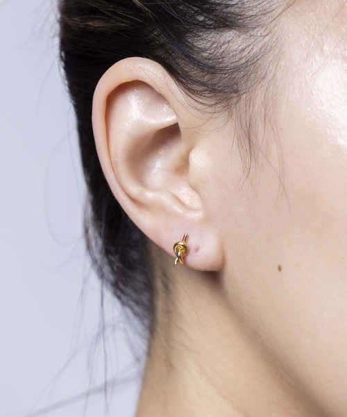 Enasoluna（エナソルーナ）の「enasoluna Pure gold earrings “Musubi 