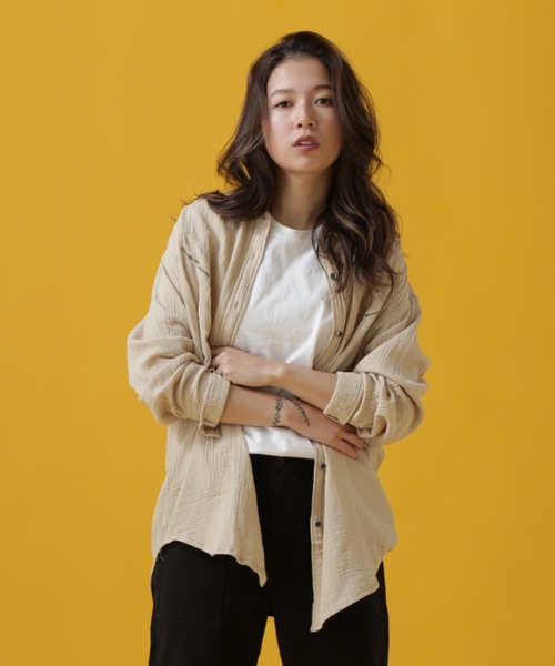 AVIREX（アヴィレックス）の「DOUBLE GAUZE WESTERN SHIRT/ ダブルガーゼ ウエスタンシャツ（シャツ/ブラウス・レディース・オリーブ/ベージュ/オレンジ・SMALL/MEDIUM）」の2枚目の写真