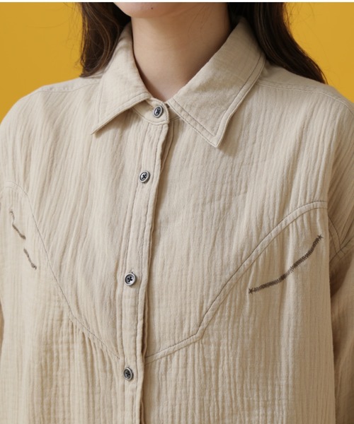 AVIREX（アヴィレックス）の「DOUBLE GAUZE WESTERN SHIRT/ ダブルガーゼ ウエスタンシャツ（シャツ/ブラウス・レディース・オリーブ/ベージュ/オレンジ・SMALL/MEDIUM）」の14枚目の写真