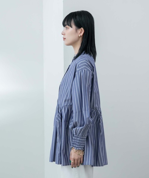 Eimee Law（エイミーロウ）の「コクーンフォルム ストライプ ブラウス（シャツ/ブラウス・レディース・ライトブルー/インディゴブルー/アイボリー・38）」の7枚目の写真