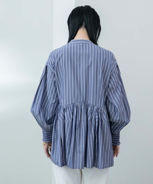 Eimee Law（エイミーロウ）の「コクーンフォルム ストライプ ブラウス（シャツ/ブラウス・レディース・ライトブルー/インディゴブルー/アイボリー・38）」の17枚目の写真