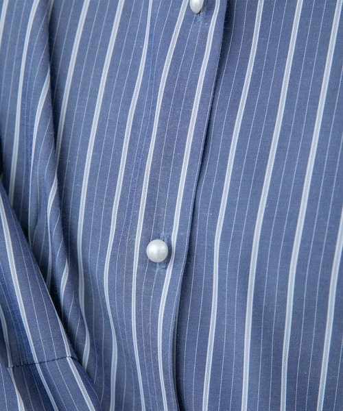 Eimee Law（エイミーロウ）の「コクーンフォルム ストライプ ブラウス（シャツ/ブラウス・レディース・ライトブルー/インディゴブルー/アイボリー・38）」の18枚目の写真