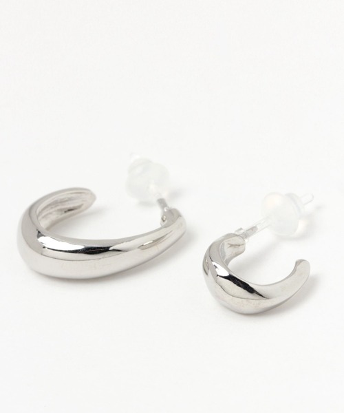 LAKOLE（ラコレ）の「プチフープ樹脂ポストピアス[4P] / 184948（ピアス（両耳用）・レディース・その他1/その他2・FREE）」の4枚目の写真