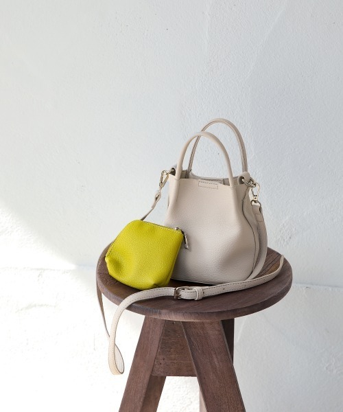 Bou Jeloud（ブージュルード）の「【はあちゅう×Bou Jeloud】コンビミニトート（トートバッグ・レディース・アイボリー/ブラック・ONESIZE）」の3枚目の写真