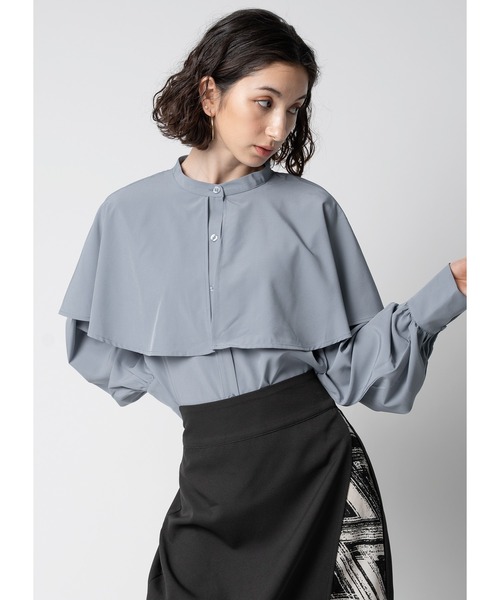 Adoon plain（アドーンプレーン）の「ケープブラウス（シャツ/ブラウス・レディース・ホワイト/ライトイエロー/ブルー/ブラック・FREE）」の3枚目の写真
