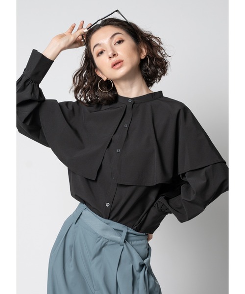 Adoon plain（アドーンプレーン）の「ケープブラウス（シャツ/ブラウス・レディース・ホワイト/ライトイエロー/ブルー/ブラック・FREE）」の2枚目の写真