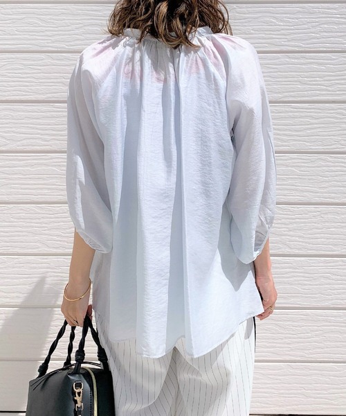 Q（キュー）の「エアシャインブラウス（シャツ/ブラウス・レディース・ライトブルー/グリーン系・MEDIUM）」の6枚目の写真