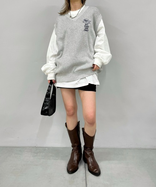 WHO'S WHO gallery(フーズフーギャラリー)の「COOPER FACTスニーカーニットベスト(ベスト・レディース・ブラック/ネイビー/ライトグレー/ベージュ・FREE)」の9枚目の写真