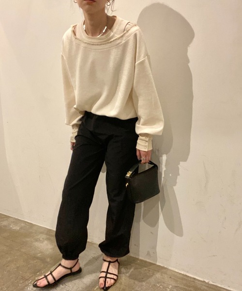 ISOOK（アイスー）の「レイヤードデザインワッフルトップス(kiharu original) / サーマル レイヤード オーバーサイズ プルオーバー ロンT 秋服 秋トップス（Tシャツ/カットソー・レディース・アイボリー/ブラック/モカ・FREE）」の12枚目の写真