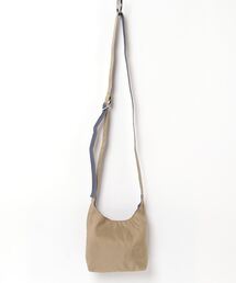 Mountain Mania（マウンテンマニア）の「Mountain Mania/マウンテンマニア　 エンブレムミニショルダーバッグ（ショルダーバッグ）」