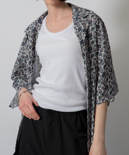 D.TT.K(ディティーティーケー)の「【ユニセックスアイテム】ORIGINAL PRINT SHIRTS ビッグシルエット オリジナル総柄 開襟シャツ オーバーサイズ(シャツ/ブラウス・メンズ・ブラック×ブルー/ホワイト×ブラック/グリーン×ピンク/ブラック・SMALL/LARGE/MEDIUM)」の16枚目の写真