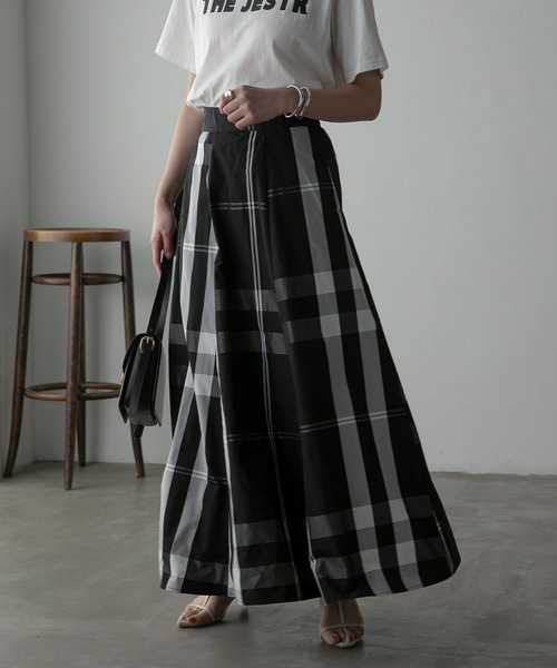 Anss.me（アンスミー）の「【Anss.me】チェックタフタボリュームマキシスカート（スカート・レディース・ブラック/ホワイト/ネイビー・FREE）」の3枚目の写真