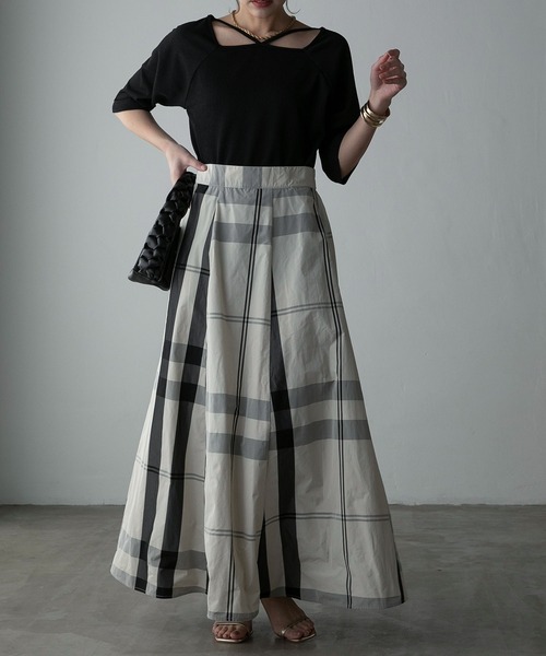 Anss.me（アンスミー）の「【Anss.me】チェックタフタボリュームマキシスカート（スカート・レディース・ブラック/ホワイト/ネイビー・FREE）」の7枚目の写真