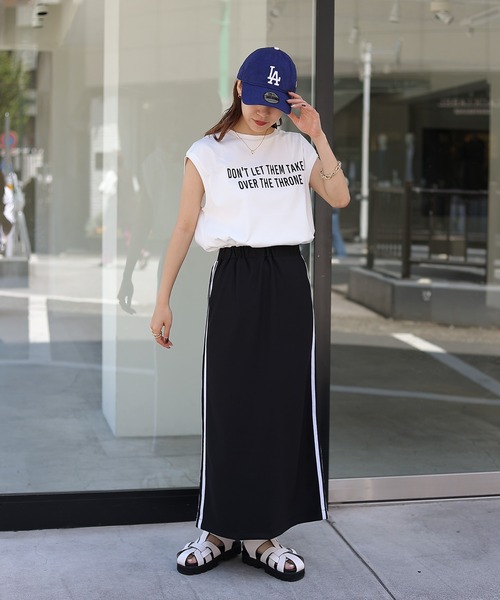 COLONY 2139（コロニートゥーワンスリーナイン）の「リッチコットンロゴプリントノースリーブ（タンクトップ・レディース・オフホワイト・FREE）」の18枚目の写真