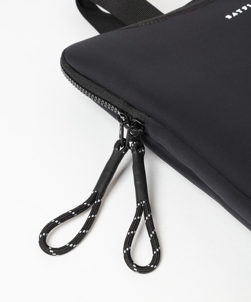 BAYFLOW(ベイフロー)の「縦型ボンディングPCケース(PC・タブレットケース・レディース・ブルー/ブラック/イエロー・FREE)」の15枚目の写真